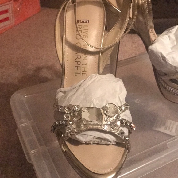 Platform heels - Picture 2 of 4